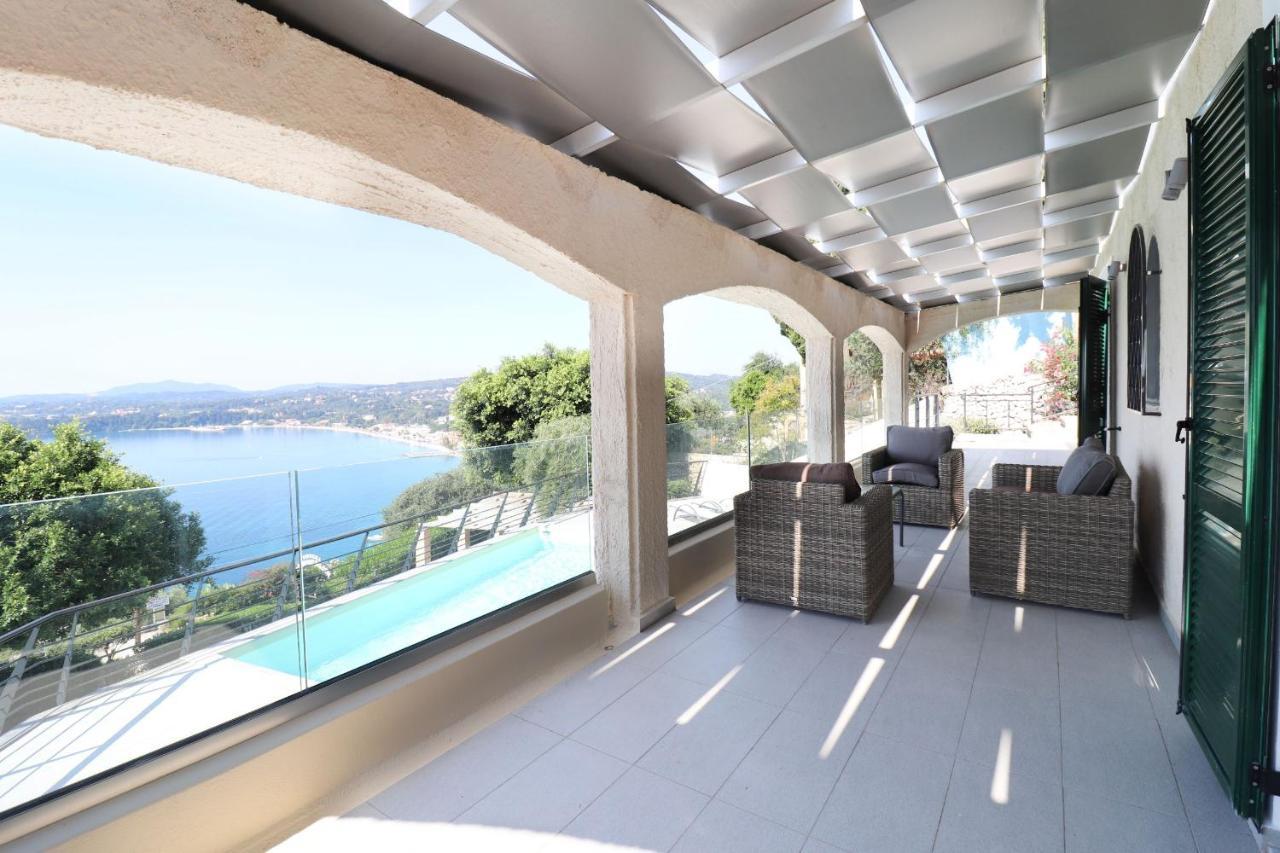 Villa Faiax Pyrgi  외부 사진