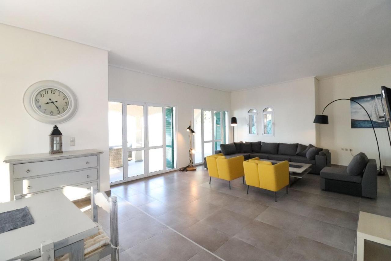 Villa Faiax Pyrgi  외부 사진