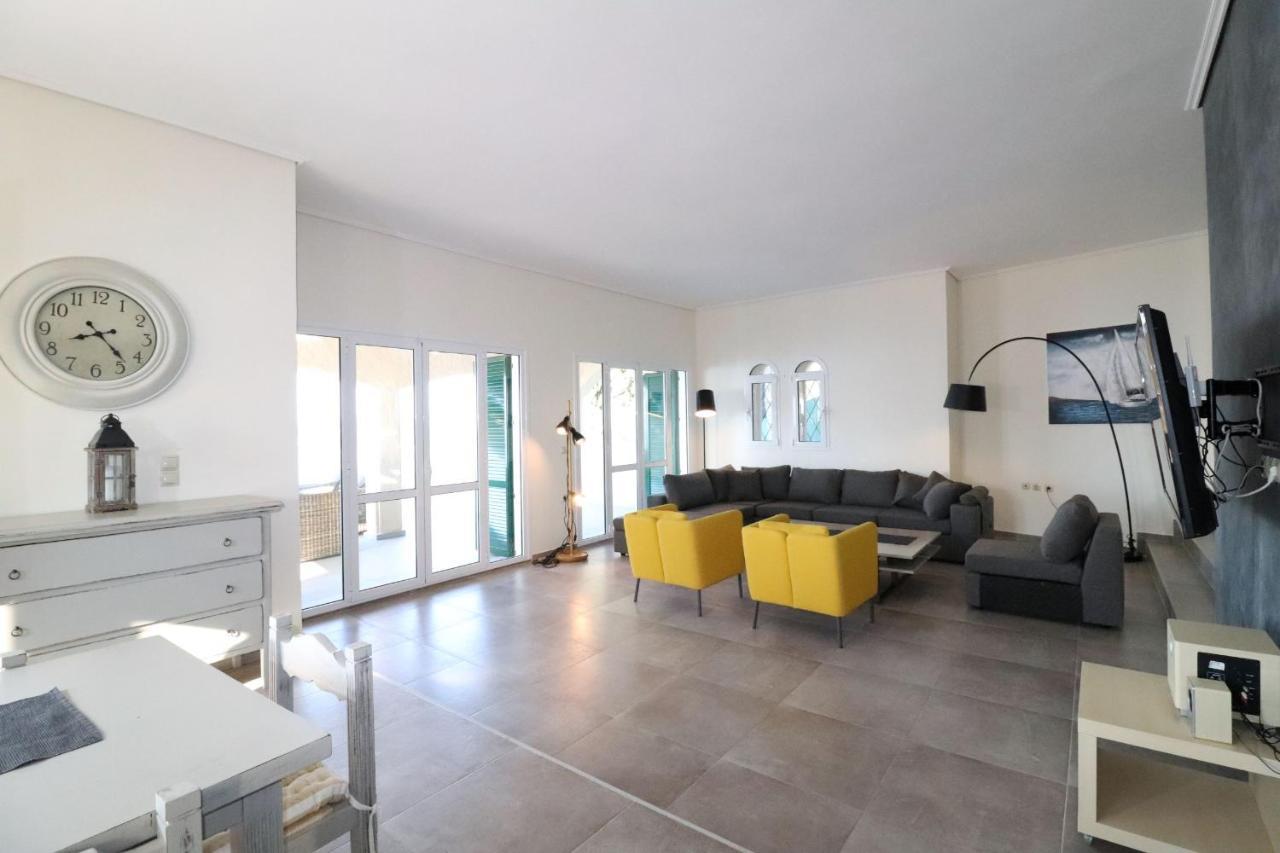Villa Faiax Pyrgi  외부 사진